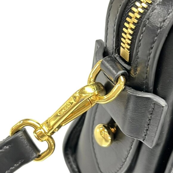 Auth PRADA - Black Saffiano Leather Shoulder Bag - Picture 5 of 15